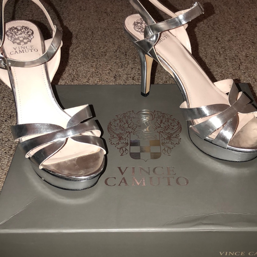 Vince Camuto Shoes